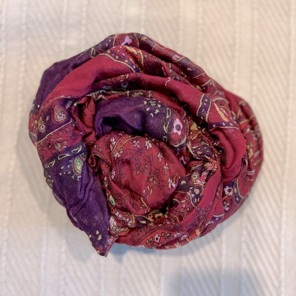 Plum Paisley Lightweight Infinity Scarf